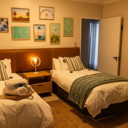 Deja Blue Beachfront Villa, Newly Renovated Langstrand Extérieur photo