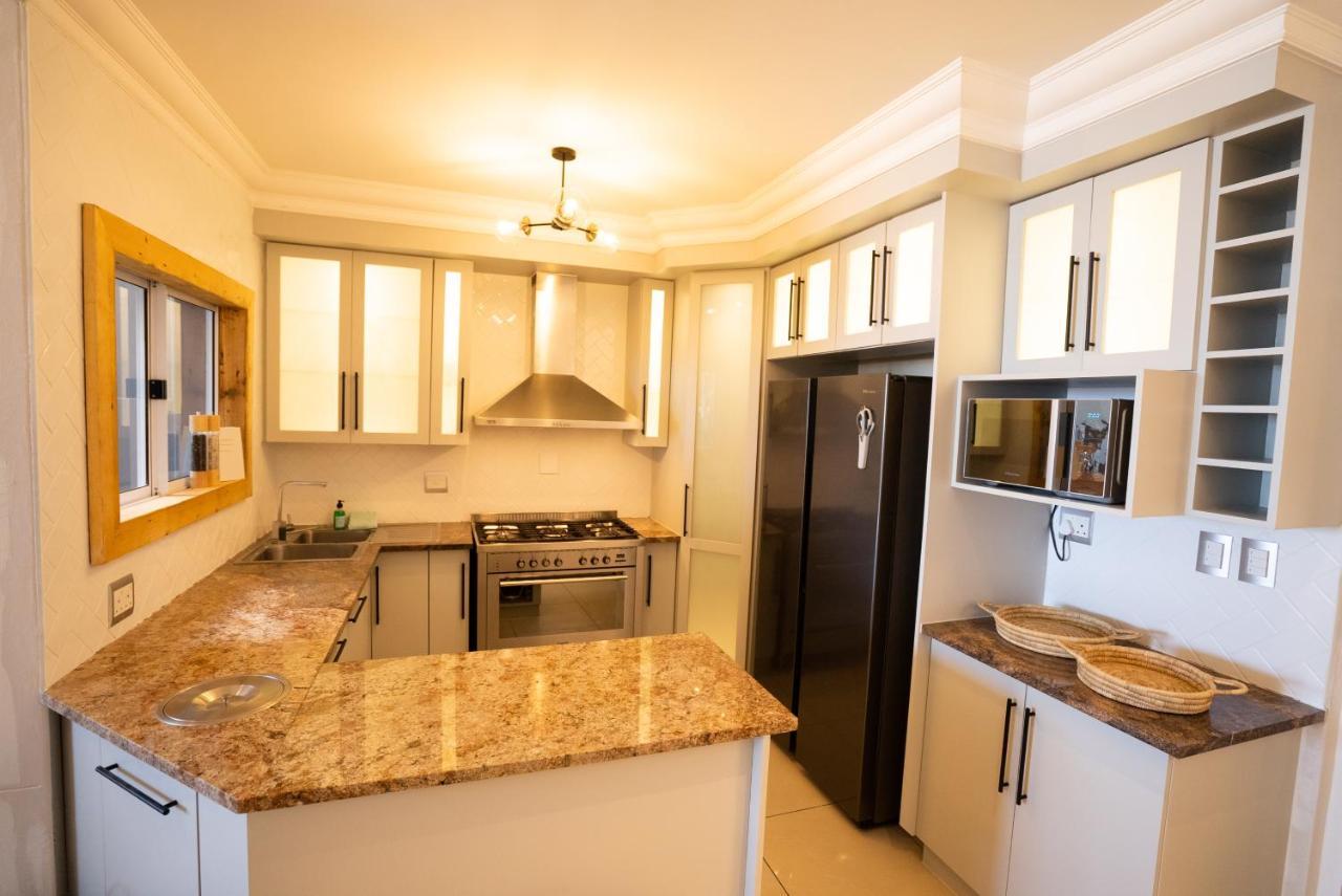 Deja Blue Beachfront Villa, Newly Renovated Langstrand Extérieur photo