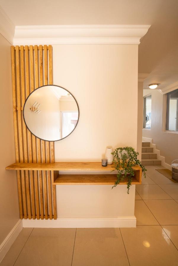 Deja Blue Beachfront Villa, Newly Renovated Langstrand Extérieur photo