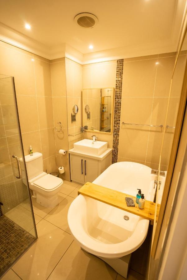 Deja Blue Beachfront Villa, Newly Renovated Langstrand Extérieur photo