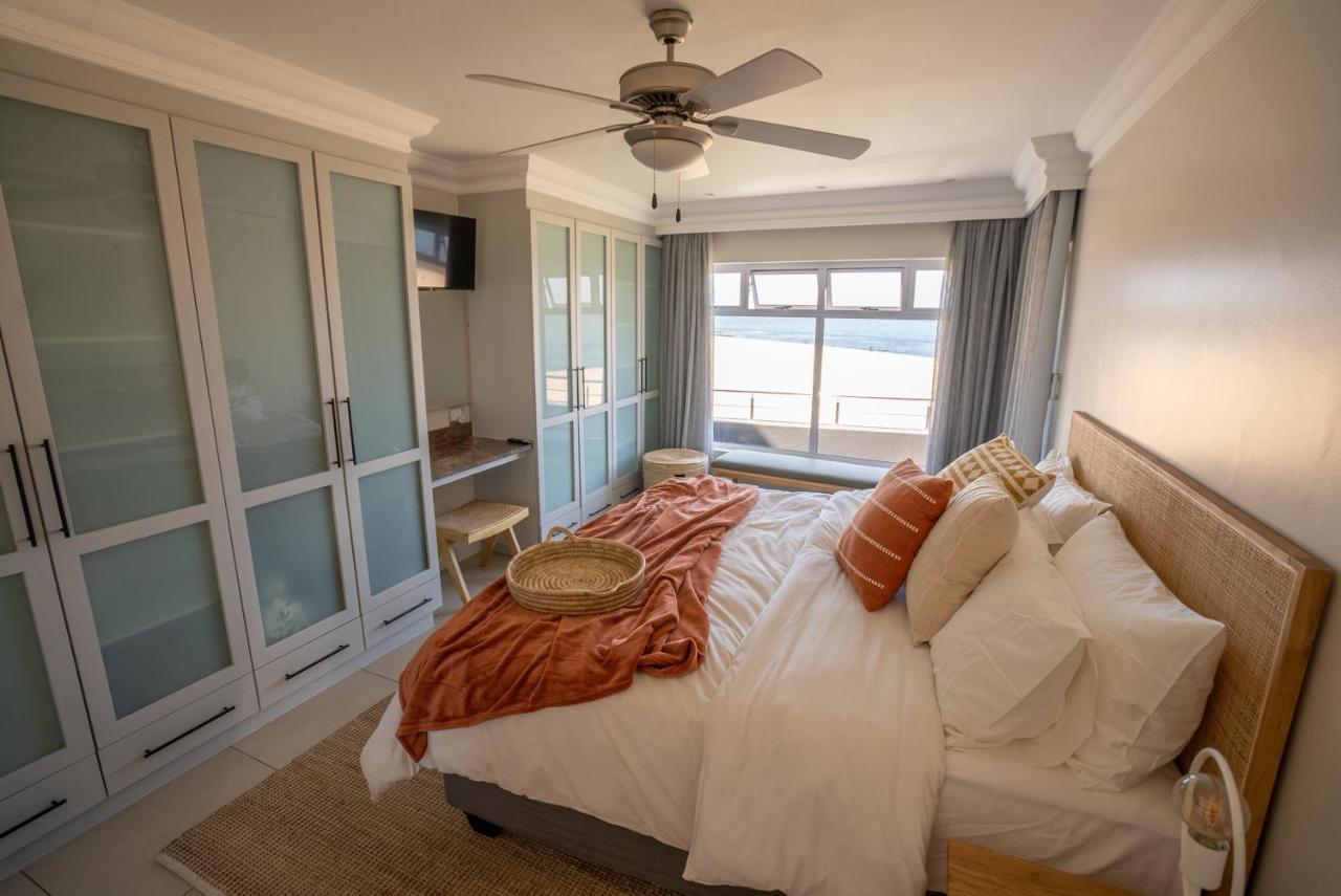 Deja Blue Beachfront Villa, Newly Renovated Langstrand Extérieur photo