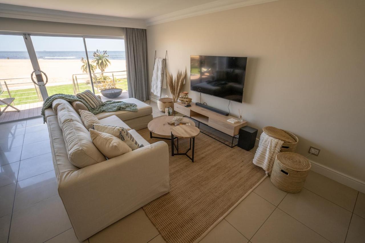 Deja Blue Beachfront Villa, Newly Renovated Langstrand Extérieur photo