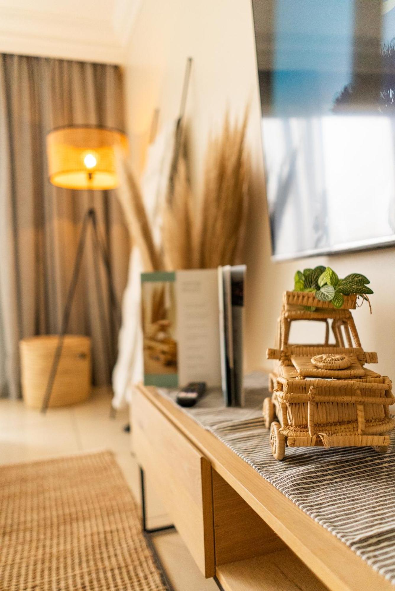 Deja Blue Beachfront Villa, Newly Renovated Langstrand Extérieur photo